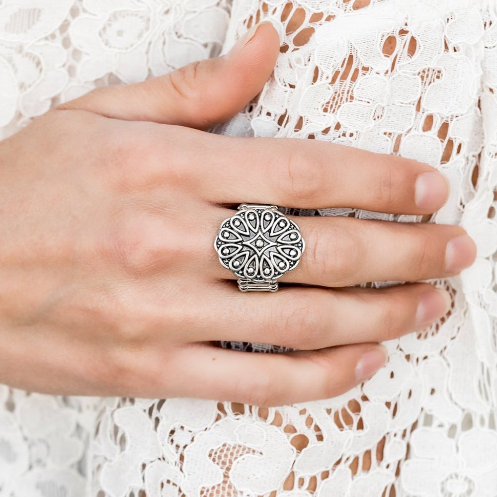 Modern Mandala - Silver